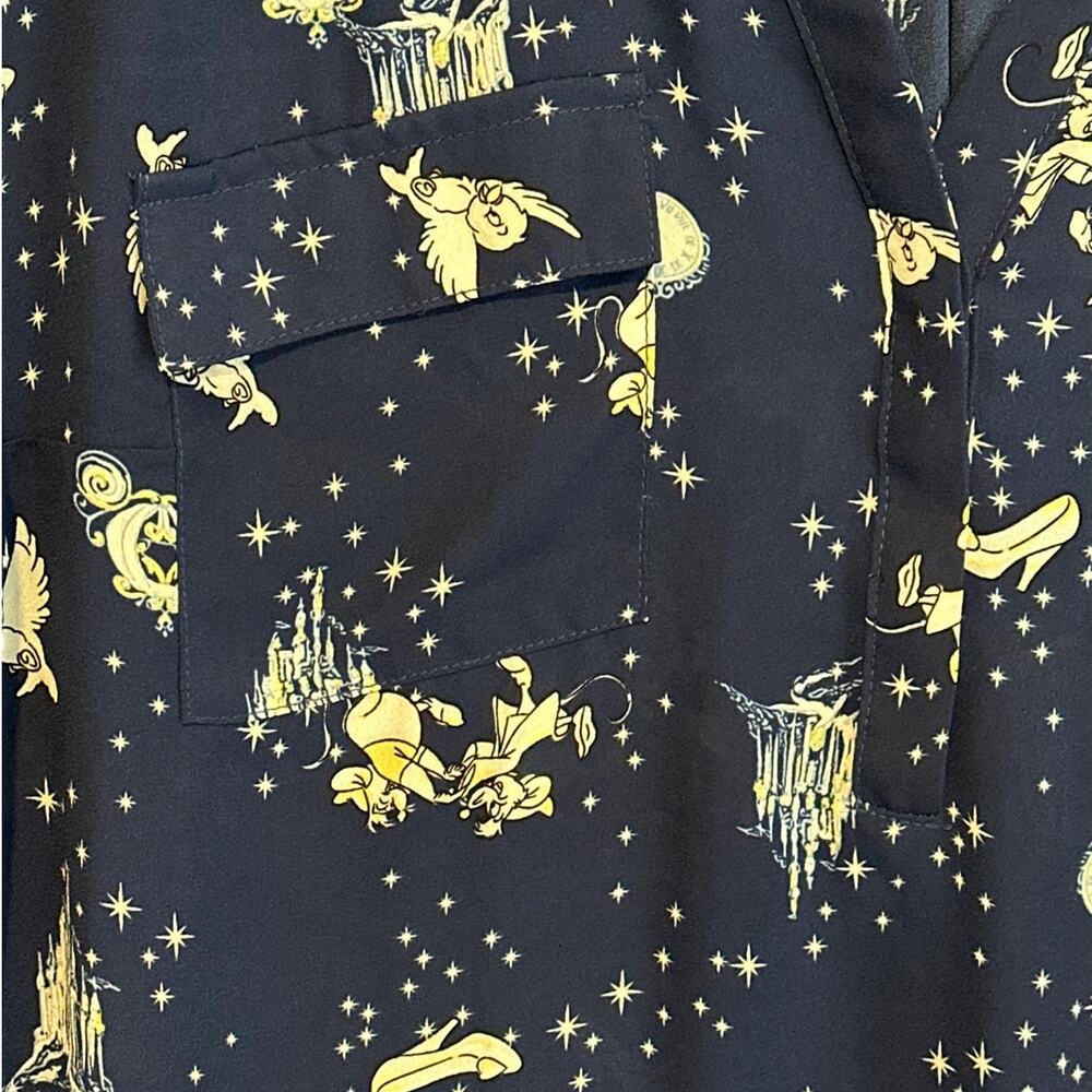 Torrid Disney Cinderella Princess Harper Blouse Blue Castle Chiffon Sz 1 / 1X - Picture 5 of 12